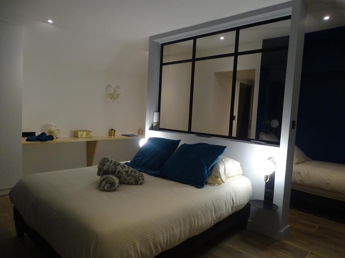 Villa Entiere Du Chateau Lacroix De Civrac 3 Ch, 3 Sdb, Piscine Xxl,Sauna, 4 Etoiles,7 Pers Exterior foto