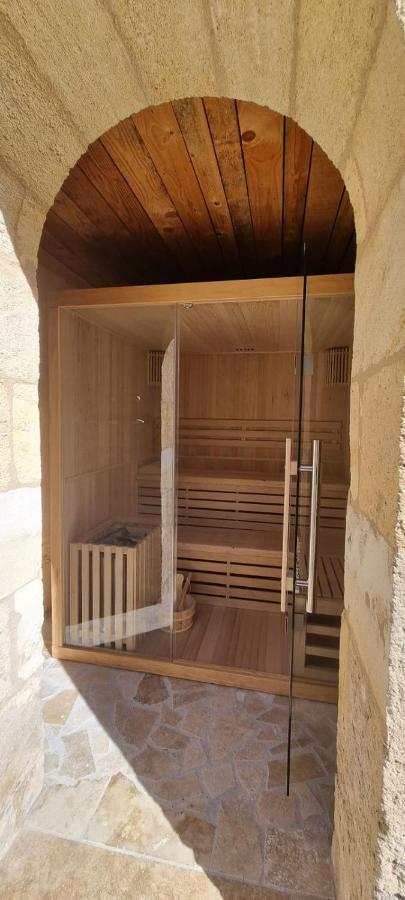 Villa Entiere Du Chateau Lacroix De Civrac 3 Ch, 3 Sdb, Piscine Xxl,Sauna, 4 Etoiles,7 Pers Exterior foto